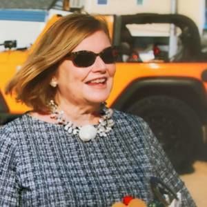 Meet your Posher, Lyn